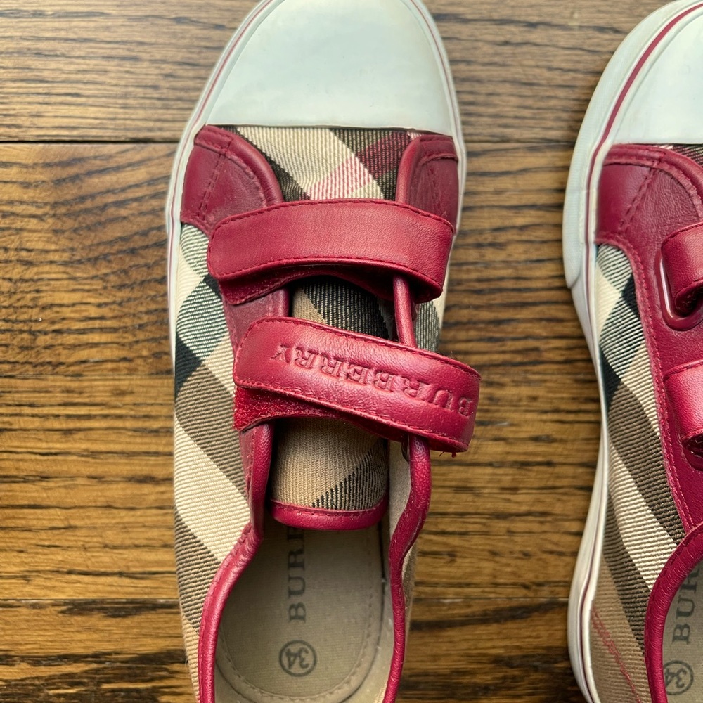 Burberry Youth Check and Dark Red sneakers size 34 EU Youth or size 2.5 US